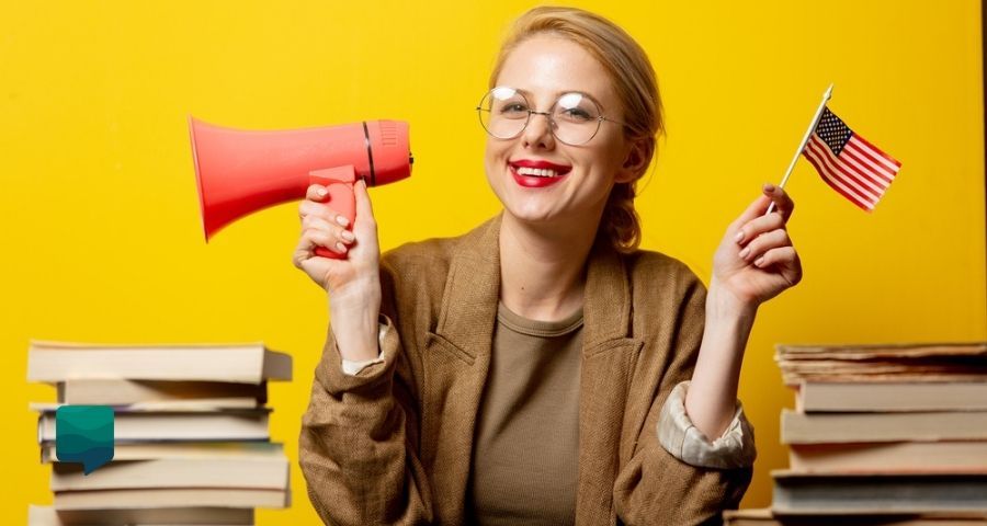 Aula de inglês com tutor ou professor, banner ou fundo. as pessoas falam  uma língua estrangeira, comunicação ou conversação. estudo da língua e  cultura inglesas. tema da educação.