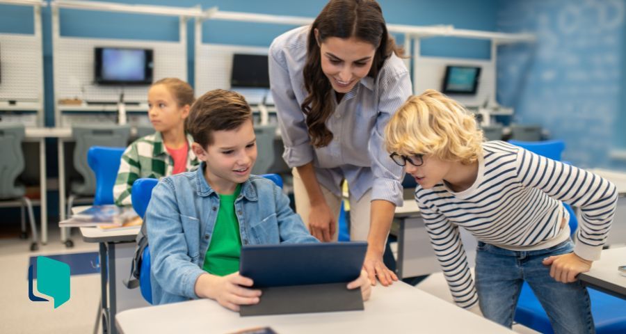 Vantagens do uso da tecnologia nas aulas de Inglês